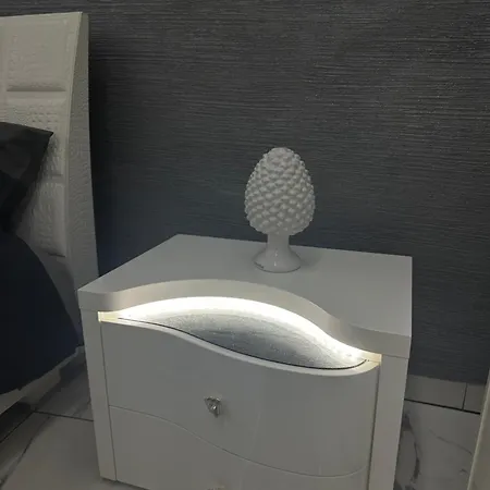 Apartament Naomi Luxury *