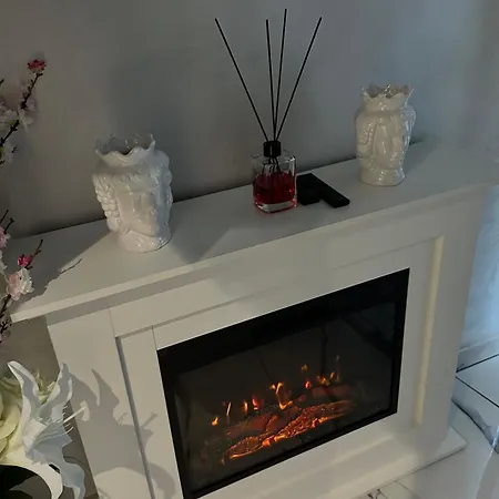 Naomi Luxury Apartament *