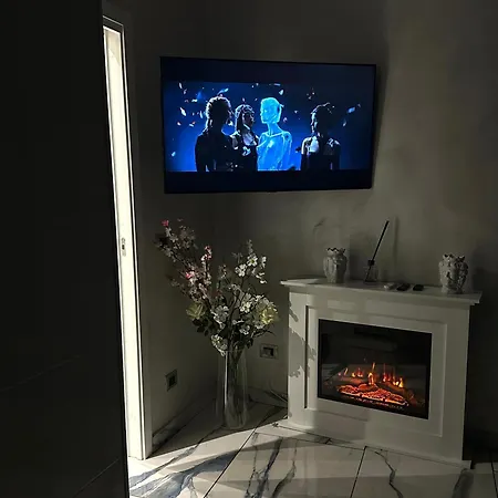 Naomi Luxury Apartament Katania
